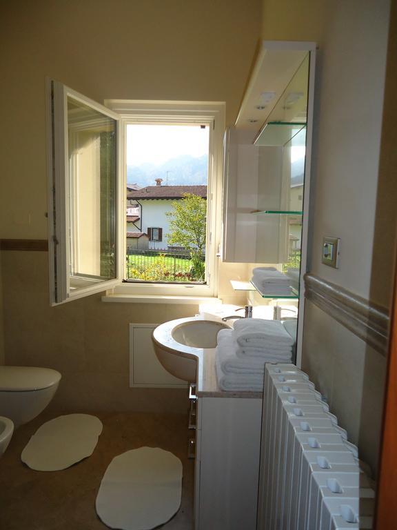 Villa Ninfea Crone ภายนอก รูปภาพ
